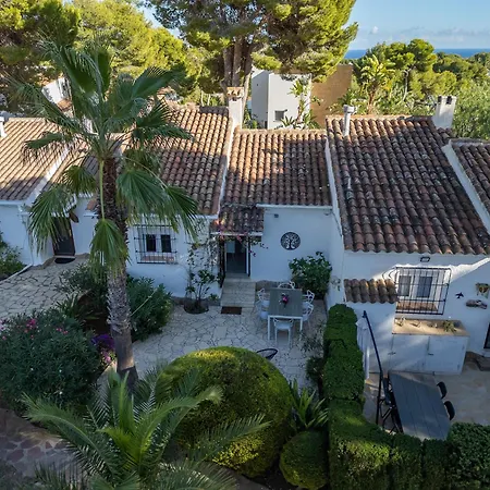 Villa Marquerite Moraira, 5 Minutes From *