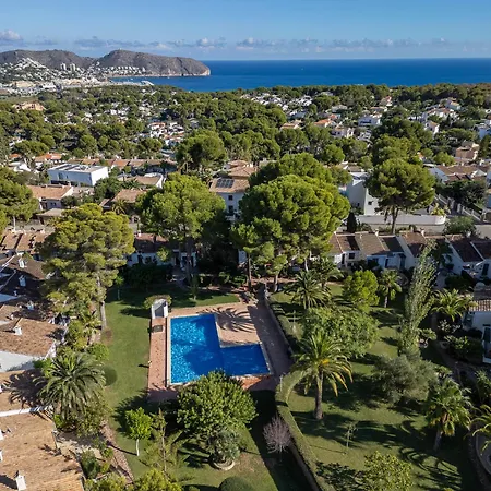 Villa Marquerite Moraira, 5 Minutes From Teulada