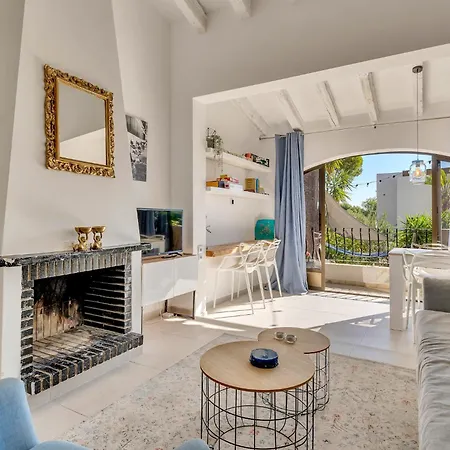 Marquerite Moraira, 5 Minutes From Villa *